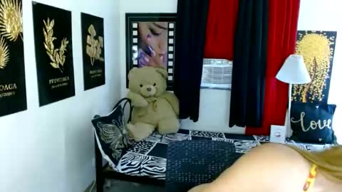 hugecockgoddessx online show from 10, 6, 2026