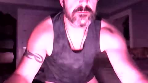Snapshot of hungitalian44 chatting on 5, 6, 2026 hungitalian44 online show from 5, 6, 2026
