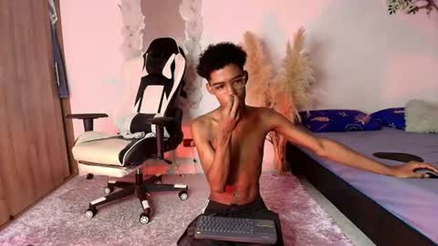 Snapshot of iamandrey_ chatting on 21, 7, 2026 iamandrey_ online show from 21, 7, 2026