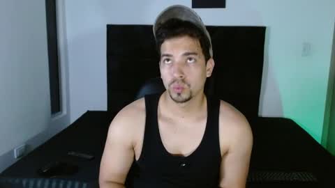 Ian Davis online show from 26, 5, 2026