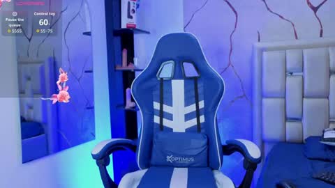 Ian  online show from 22, 6, 2026