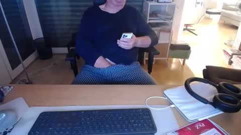 Snapshot of iandy12 chatting on 2, 6, 2026 iandy12 online show from 2, 6, 2026