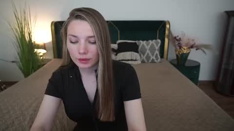 Danielle online show from 5, 6, 2026