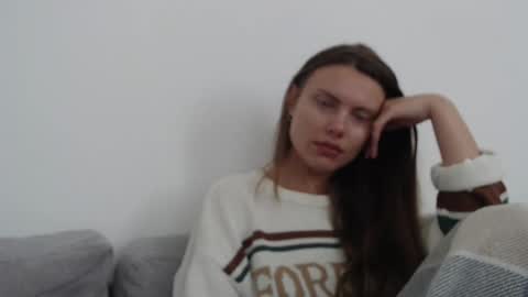 Sweet girl online show from 18, 6, 2026