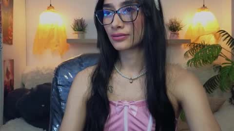 iris  online show from 7, 11, 2025