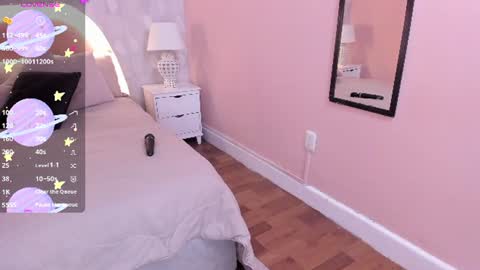 isabella__milf online show from 8, 6, 2026