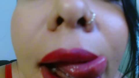 Isabella velvet online show from 30, 4, 2026