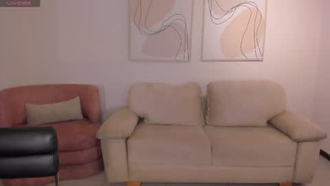 Isabella Moretti online show from 12, 6, 2026