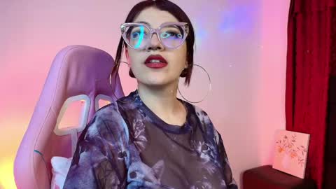 Isabella Ferrer online show from 30, 5, 2026