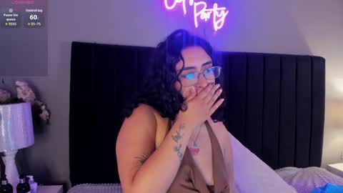 Isabela Isa for lovers online show from 27, 5, 2026