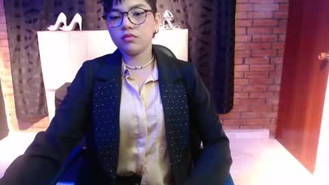 isabela online show from 9, 2, 2026