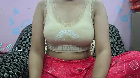 Snapshot of ishika_singh_ chatting on 16, 6, 2026 ishika_singh_ online show from 16, 6, 2026