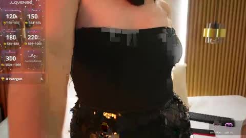 Snapshot of issa_baby_ chatting on 14, 4, 2026 issa baby online show from 14, 4, 2026