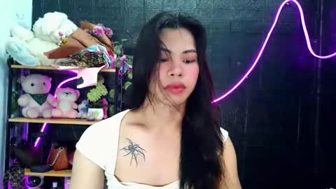 its_chloe20 online show from 22, 5, 2026