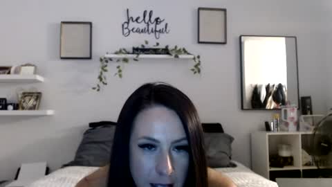 CoCo Dee online show from 24, 6, 2026