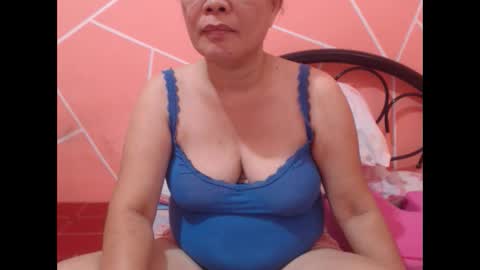 Kitty online show from 9, 4, 2026
