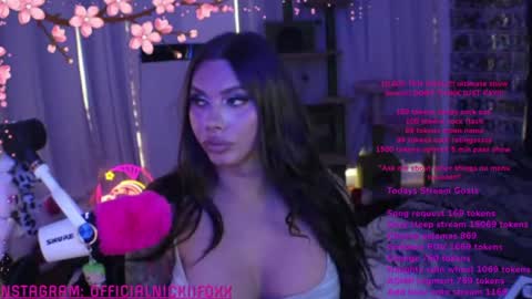 Nicki Foxx online show from 25, 6, 2026