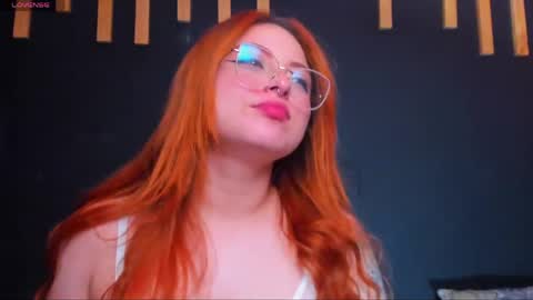 hot izys online show from 22, 5, 2026