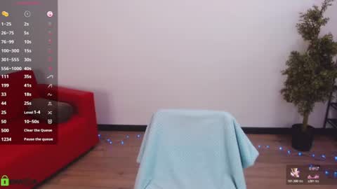Queen of nylon  Victoria online show from 18, 6, 2026