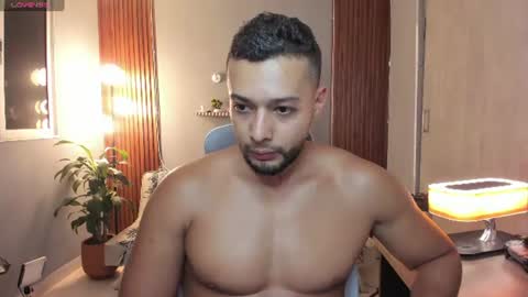 Calix  Independient model Insta and twt Calixsnake online show from 15, 6, 2026