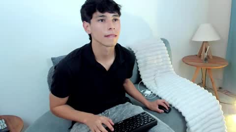 jacob_colliins online show from 1, 6, 2026