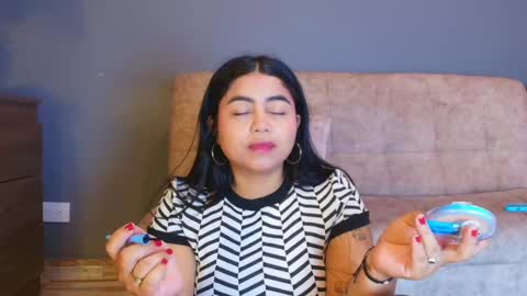 Snapshot of jade_brunnette chatting on 29, 5, 2026 Jade Brunete online show from 29, 5, 2026