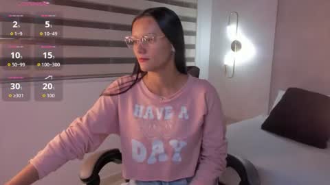 J A D E online show from 23, 6, 2026