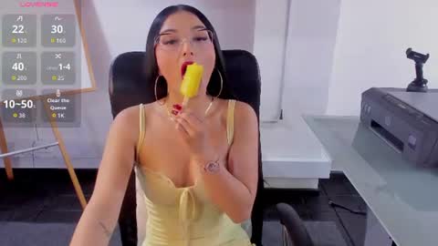 jade_connor online show from 12, 6, 2026