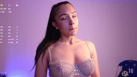 Snapshot of jade_paris chatting on 15, 6, 2026 Jade Paris online show from 15, 6, 2026
