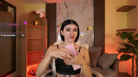 Jade Summer online show from 4, 6, 2026