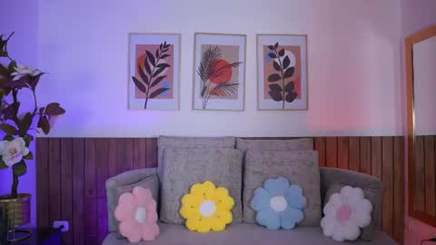 Jade Summer online show from 15, 6, 2026