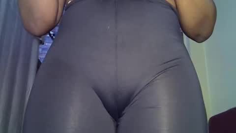 jalia12 online show from 8, 6, 2026