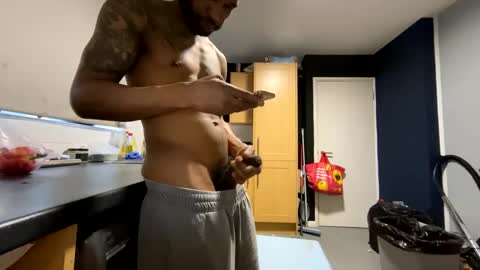 Naughty Jamel online show from 25, 12, 2024