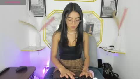 Jaulyn online show from 11, 6, 2026