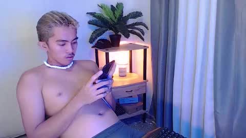 jaysee_hugecox online show from 5, 5, 2026