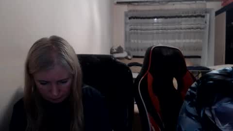 JenisAndPeter online show from 5, 6, 2026