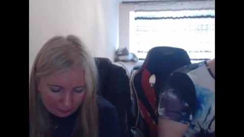 JenisAndPeter online show from 6, 6, 2026