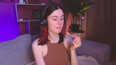 jennyfer_me online show from 13, 6, 2026