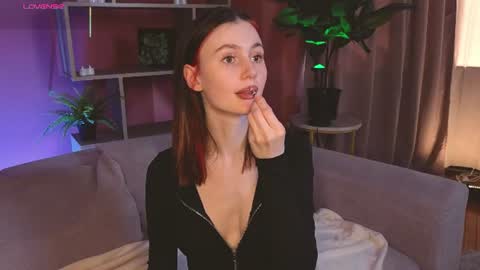 jennyfer_me online show from 18, 6, 2026