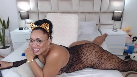 JESICA online show from 31, 10, 2025