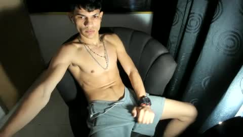 jesshot_bigcock online show from 19, 6, 2026