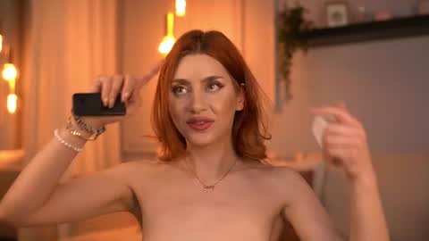 JessicaRabbit online show from 15, 6, 2026