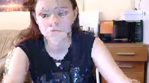 jessicaholland1 online show from 17, 6, 2026