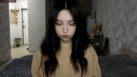 I am Gina ntmu Lets hit 10 Thumbs Up together online show from 12, 6, 2026