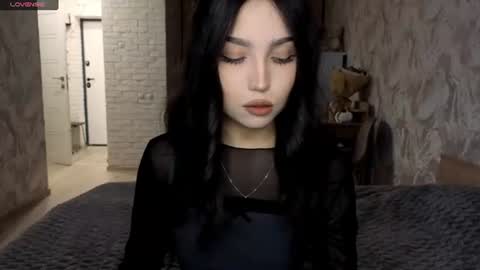 I am Gina ntmu Lets hit 10 Thumbs Up together online show from 16, 6, 2026