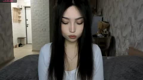 I am Gina ntmu Lets hit 10 Thumbs Up together online show from 18, 6, 2026
