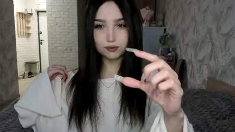 I am Gina ntmu Lets hit 10 Thumbs Up together online show from 20, 6, 2026