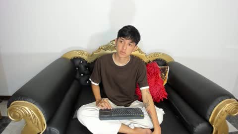 Jisusth online show from 4, 2, 2026