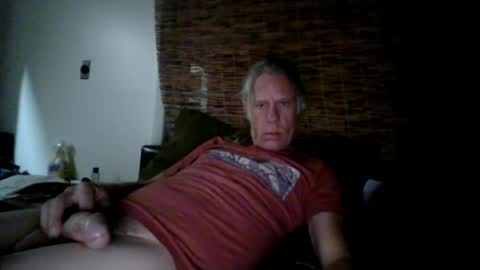 Snapshot of jizzmitten5 chatting on 1, 7, 2026 jizzmitten5 online show from 1, 7, 2026