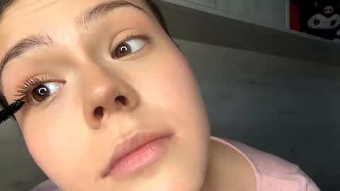 Mila online show from 15, 6, 2026